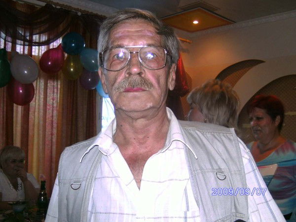 Юра Бухарин