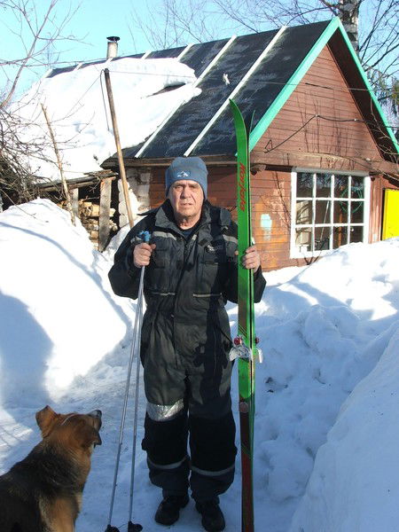 Анатолий Иванов