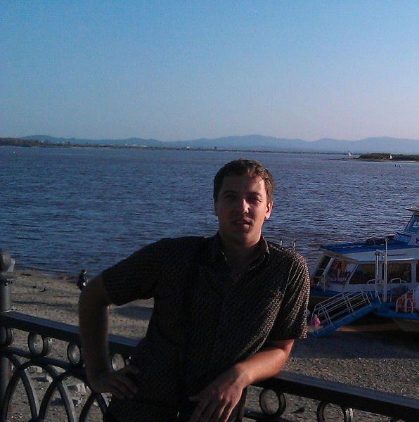 Евгений Луговский