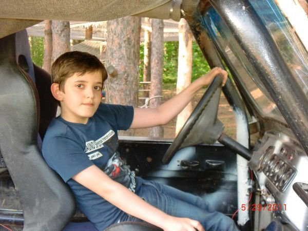 Роберт Оганян