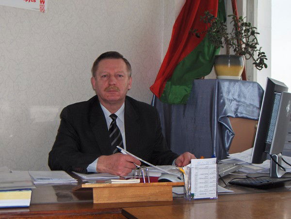 Виктор Стариков