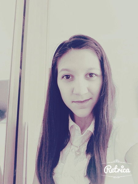 Анжела Петросян