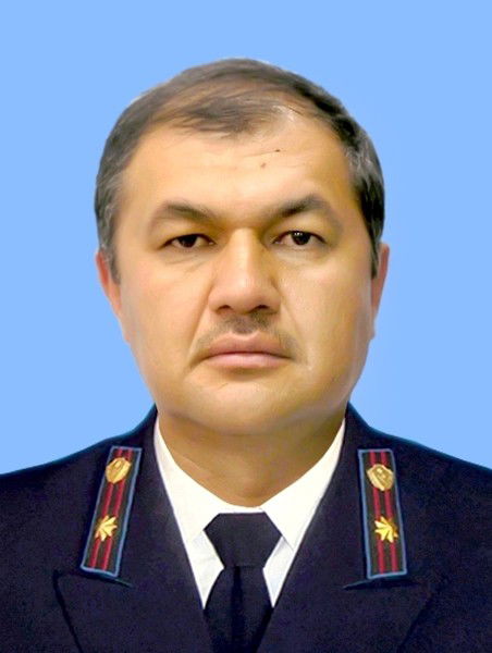 Комил Дустмуродов