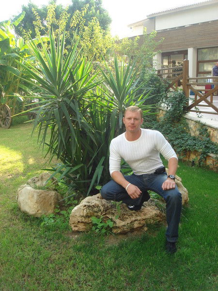 Владимир Фролов