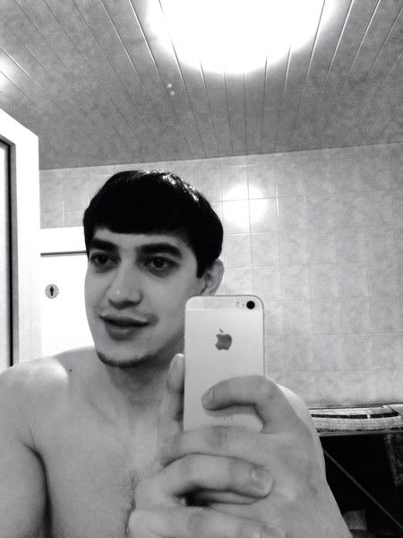 Арам Хакимов