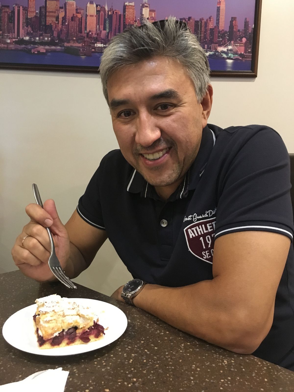 Алишер Абдуллаев