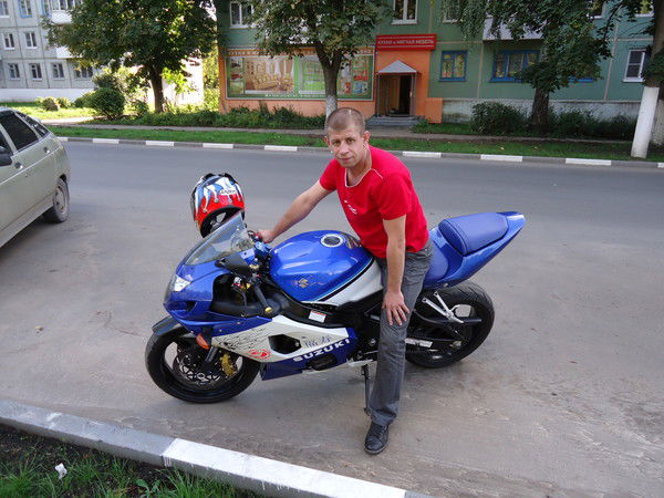 Алексей Бочаров