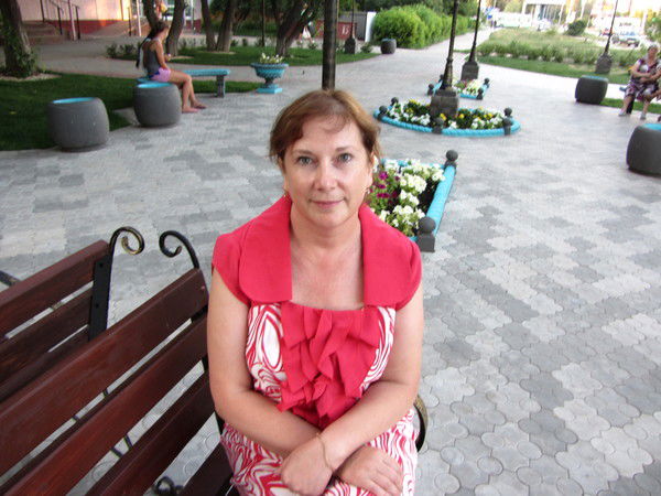 Елена Тихомирова