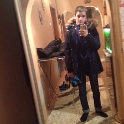 Влад Устюжанин