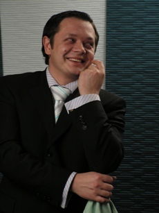 Игорь Попов