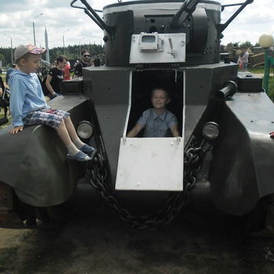 Артем Михно