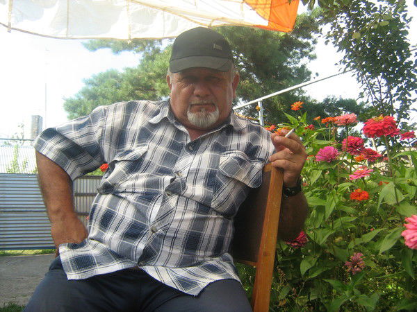 Виктор Капустин