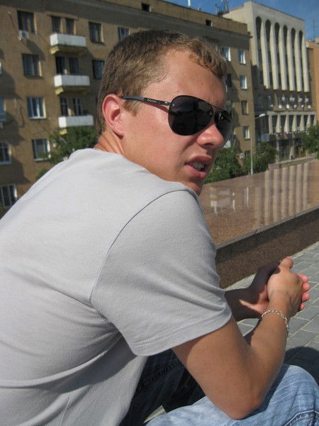 Артем Бранов