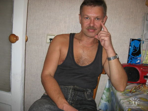 Александр Петров