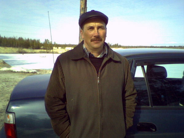 Николай Комаров