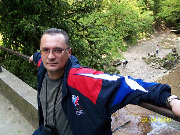 Юрий Фролов