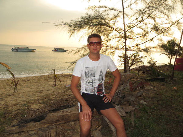 Дмитрий Бессергенев