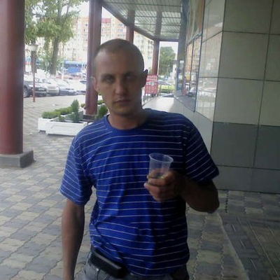 Александр Артемьев