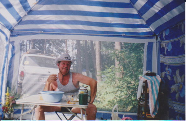 Александр Белов