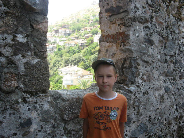 Георгий Сероштан