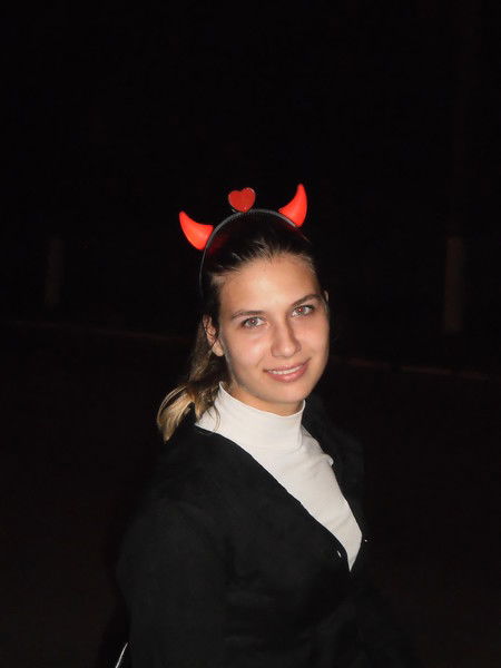 Люба Десятник