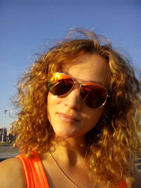 Дана Леонова