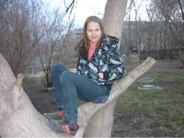 Алёна Светлакова