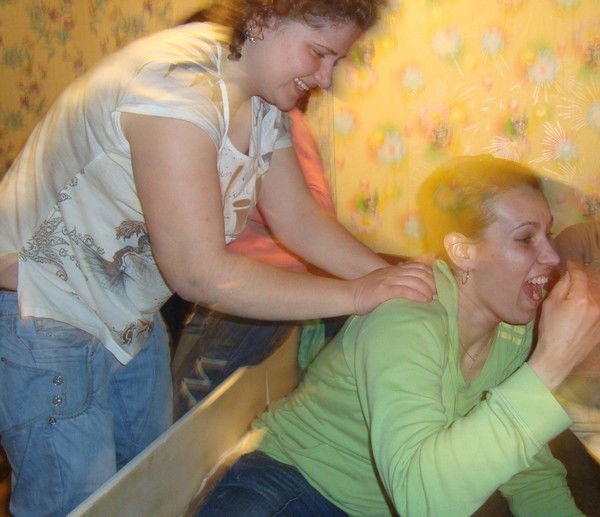 Анна Попова