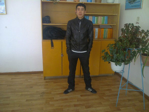 Елжан Бектуров