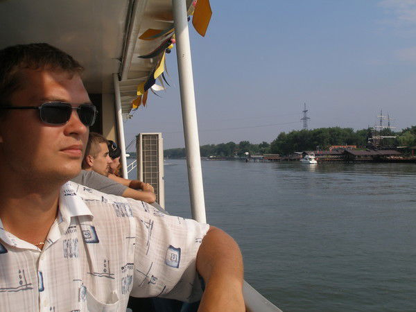 Роман Масежный