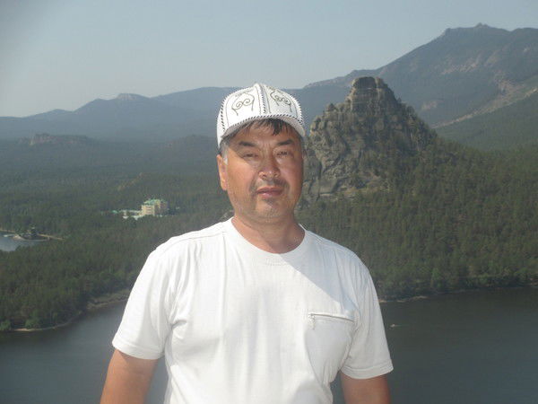 Ербол Мустапинов