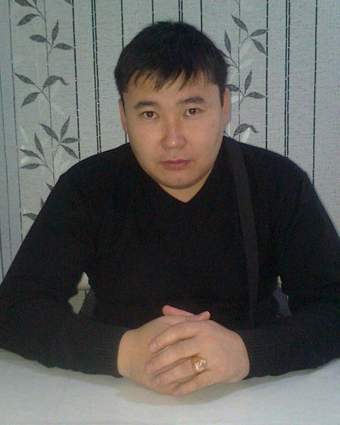 Максут Уакпаев