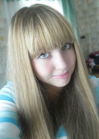 Лена Брюханова