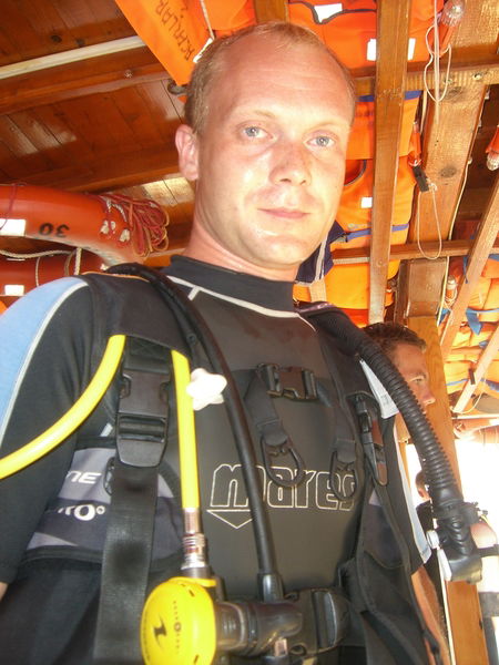 Денис Поваляев