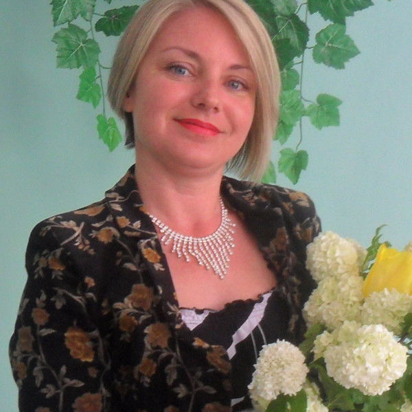 Яна Обухова