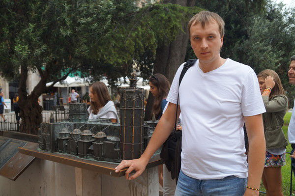 Денис Шуватов