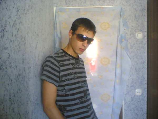 Сергей Сухов