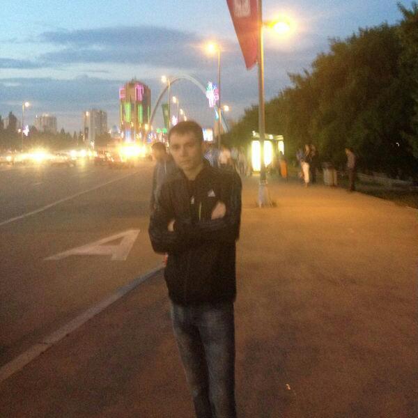 Денис Жемчугов