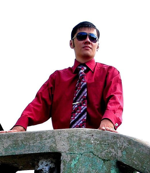 Эдуард Якшибаев