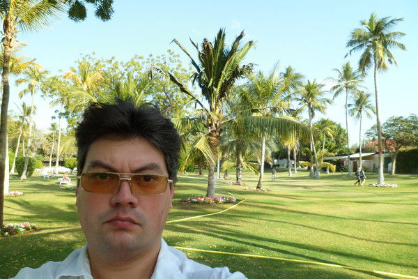 Максим Быстров