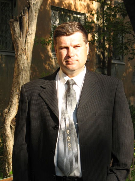 Леонид Николаев