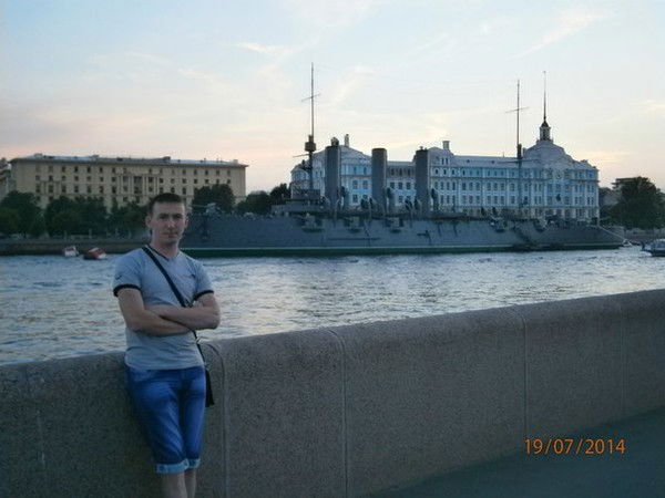 Дмитрий Леухин