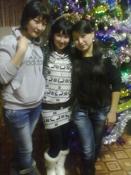 Айткуля Уалиханова))