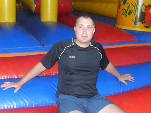 Юрий Иванов