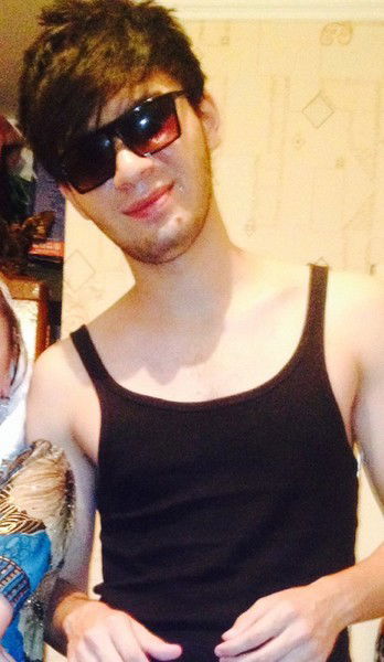 Хомид Холов