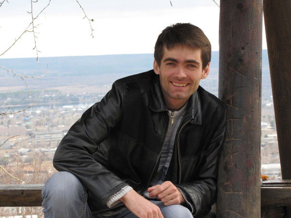 Дмитрий Сазонник