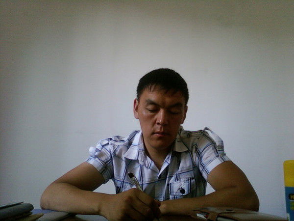 Алмаз Акматов