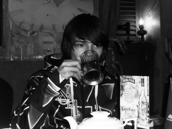 Антон Попов