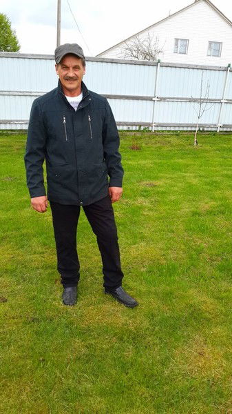 Владимир Антонов