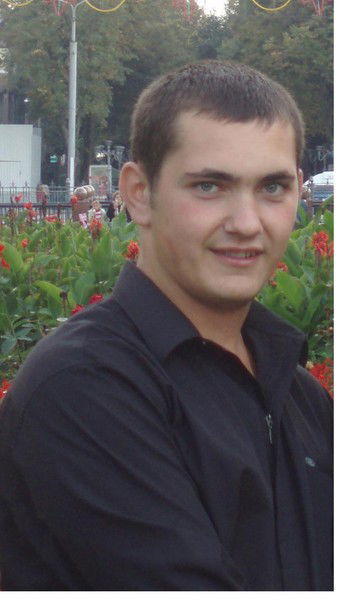 Александр Астапенко